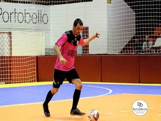 
<a style='margin-left: 5px;' class='btn btn-xs btn-social btn-facebook' href='https://www.facebook.com/sharer/sharer.php?u=https://boladovale.com.br/imgs/800-800-90/conteudo/fotos/1963/img5883.jpg' rel='popup' data-width='500' data-height='400'><i class='fa fa-facebook'></i>Compartilhar <span class='hidden-xs'>no Facebook</span>
</a> 
<a class='btn btn-default btn-xs' target='_blank' href='imgs/800-800-90/conteudo/fotos/1963/img5883.jpg'>
<span class='glyphicon glyphicon-cloud-download'></span> Salvar
</a> 
<span></span>