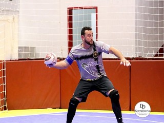 
<a style='margin-left: 5px;' class='btn btn-xs btn-social btn-facebook' href='https://www.facebook.com/sharer/sharer.php?u=https://boladovale.com.br/imgs/800-800-90/conteudo/fotos/1966/img5977.jpg' rel='popup' data-width='500' data-height='400'><i class='fa fa-facebook'></i>Compartilhar <span class='hidden-xs'>no Facebook</span>
</a> 
<a class='btn btn-default btn-xs' target='_blank' href='imgs/800-800-90/conteudo/fotos/1966/img5977.jpg'>
<span class='glyphicon glyphicon-cloud-download'></span> Salvar
</a> 
<span></span>
