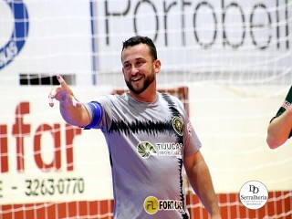 
<a style='margin-left: 5px;' class='btn btn-xs btn-social btn-facebook' href='https://www.facebook.com/sharer/sharer.php?u=https://boladovale.com.br/imgs/800-800-90/conteudo/fotos/1966/img5985.jpg' rel='popup' data-width='500' data-height='400'><i class='fa fa-facebook'></i>Compartilhar <span class='hidden-xs'>no Facebook</span>
</a> 
<a class='btn btn-default btn-xs' target='_blank' href='imgs/800-800-90/conteudo/fotos/1966/img5985.jpg'>
<span class='glyphicon glyphicon-cloud-download'></span> Salvar
</a> 
<span></span>