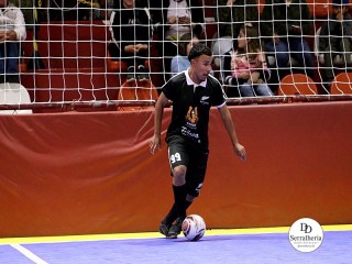 
<a style='margin-left: 5px;' class='btn btn-xs btn-social btn-facebook' href='https://www.facebook.com/sharer/sharer.php?u=https://boladovale.com.br/imgs/800-800-90/conteudo/fotos/1966/img6020.jpg' rel='popup' data-width='500' data-height='400'><i class='fa fa-facebook'></i>Compartilhar <span class='hidden-xs'>no Facebook</span>
</a> 
<a class='btn btn-default btn-xs' target='_blank' href='imgs/800-800-90/conteudo/fotos/1966/img6020.jpg'>
<span class='glyphicon glyphicon-cloud-download'></span> Salvar
</a> 
<span></span>