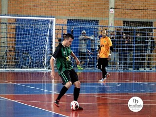 
<a style='margin-left: 5px;' class='btn btn-xs btn-social btn-facebook' href='https://www.facebook.com/sharer/sharer.php?u=https://boladovale.com.br/imgs/800-800-90/conteudo/fotos/1970/img6680.jpg' rel='popup' data-width='500' data-height='400'><i class='fa fa-facebook'></i>Compartilhar <span class='hidden-xs'>no Facebook</span>
</a> 
<a class='btn btn-default btn-xs' target='_blank' href='imgs/800-800-90/conteudo/fotos/1970/img6680.jpg'>
<span class='glyphicon glyphicon-cloud-download'></span> Salvar
</a> 
<span></span>