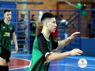 
<a style='margin-left: 5px;' class='btn btn-xs btn-social btn-facebook' href='https://www.facebook.com/sharer/sharer.php?u=https://boladovale.com.br/imgs/800-800-90/conteudo/fotos/1970/img6695.jpg' rel='popup' data-width='500' data-height='400'><i class='fa fa-facebook'></i>Compartilhar <span class='hidden-xs'>no Facebook</span>
</a> 
<a class='btn btn-default btn-xs' target='_blank' href='imgs/800-800-90/conteudo/fotos/1970/img6695.jpg'>
<span class='glyphicon glyphicon-cloud-download'></span> Salvar
</a> 
<span></span>