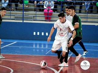 
<a style='margin-left: 5px;' class='btn btn-xs btn-social btn-facebook' href='https://www.facebook.com/sharer/sharer.php?u=https://boladovale.com.br/imgs/800-800-90/conteudo/fotos/1970/img6697.jpg' rel='popup' data-width='500' data-height='400'><i class='fa fa-facebook'></i>Compartilhar <span class='hidden-xs'>no Facebook</span>
</a> 
<a class='btn btn-default btn-xs' target='_blank' href='imgs/800-800-90/conteudo/fotos/1970/img6697.jpg'>
<span class='glyphicon glyphicon-cloud-download'></span> Salvar
</a> 
<span></span>