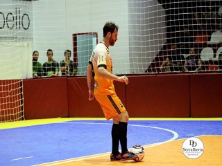
<a style='margin-left: 5px;' class='btn btn-xs btn-social btn-facebook' href='https://www.facebook.com/sharer/sharer.php?u=https://boladovale.com.br/imgs/800-800-90/conteudo/fotos/1979/img7709.jpg' rel='popup' data-width='500' data-height='400'><i class='fa fa-facebook'></i>Compartilhar <span class='hidden-xs'>no Facebook</span>
</a> 
<a class='btn btn-default btn-xs' target='_blank' href='imgs/800-800-90/conteudo/fotos/1979/img7709.jpg'>
<span class='glyphicon glyphicon-cloud-download'></span> Salvar
</a> 
<span></span>