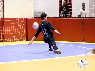 
<a style='margin-left: 5px;' class='btn btn-xs btn-social btn-facebook' href='https://www.facebook.com/sharer/sharer.php?u=https://boladovale.com.br/imgs/800-800-90/conteudo/fotos/1982/img8059.jpg' rel='popup' data-width='500' data-height='400'><i class='fa fa-facebook'></i>Compartilhar <span class='hidden-xs'>no Facebook</span>
</a> 
<a class='btn btn-default btn-xs' target='_blank' href='imgs/800-800-90/conteudo/fotos/1982/img8059.jpg'>
<span class='glyphicon glyphicon-cloud-download'></span> Salvar
</a> 
<span></span>
