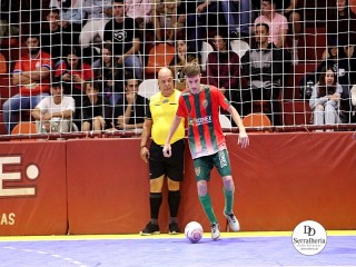 
<a style='margin-left: 5px;' class='btn btn-xs btn-social btn-facebook' href='https://www.facebook.com/sharer/sharer.php?u=https://boladovale.com.br/imgs/800-800-90/conteudo/fotos/1993/img9713.jpg' rel='popup' data-width='500' data-height='400'><i class='fa fa-facebook'></i>Compartilhar <span class='hidden-xs'>no Facebook</span>
</a> 
<a class='btn btn-default btn-xs' target='_blank' href='imgs/800-800-90/conteudo/fotos/1993/img9713.jpg'>
<span class='glyphicon glyphicon-cloud-download'></span> Salvar
</a> 
<span></span>