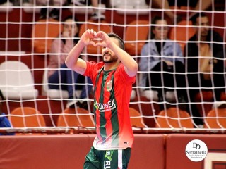 
<a style='margin-left: 5px;' class='btn btn-xs btn-social btn-facebook' href='https://www.facebook.com/sharer/sharer.php?u=https://boladovale.com.br/imgs/800-800-90/conteudo/fotos/1993/img9730.jpg' rel='popup' data-width='500' data-height='400'><i class='fa fa-facebook'></i>Compartilhar <span class='hidden-xs'>no Facebook</span>
</a> 
<a class='btn btn-default btn-xs' target='_blank' href='imgs/800-800-90/conteudo/fotos/1993/img9730.jpg'>
<span class='glyphicon glyphicon-cloud-download'></span> Salvar
</a> 
<span></span>