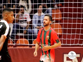 
<a style='margin-left: 5px;' class='btn btn-xs btn-social btn-facebook' href='https://www.facebook.com/sharer/sharer.php?u=https://boladovale.com.br/imgs/800-800-90/conteudo/fotos/1993/img9733.jpg' rel='popup' data-width='500' data-height='400'><i class='fa fa-facebook'></i>Compartilhar <span class='hidden-xs'>no Facebook</span>
</a> 
<a class='btn btn-default btn-xs' target='_blank' href='imgs/800-800-90/conteudo/fotos/1993/img9733.jpg'>
<span class='glyphicon glyphicon-cloud-download'></span> Salvar
</a> 
<span></span>