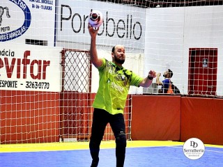 
<a style='margin-left: 5px;' class='btn btn-xs btn-social btn-facebook' href='https://www.facebook.com/sharer/sharer.php?u=https://boladovale.com.br/imgs/800-800-90/conteudo/fotos/2001/img8292.jpg' rel='popup' data-width='500' data-height='400'><i class='fa fa-facebook'></i>Compartilhar <span class='hidden-xs'>no Facebook</span>
</a> 
<a class='btn btn-default btn-xs' target='_blank' href='imgs/800-800-90/conteudo/fotos/2001/img8292.jpg'>
<span class='glyphicon glyphicon-cloud-download'></span> Salvar
</a> 
<span></span>