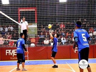 
<a style='margin-left: 5px;' class='btn btn-xs btn-social btn-facebook' href='https://www.facebook.com/sharer/sharer.php?u=https://boladovale.com.br/imgs/800-800-90/conteudo/fotos/2008/img2791.jpg' rel='popup' data-width='500' data-height='400'><i class='fa fa-facebook'></i>Compartilhar <span class='hidden-xs'>no Facebook</span>
</a> 
<a class='btn btn-default btn-xs' target='_blank' href='imgs/800-800-90/conteudo/fotos/2008/img2791.jpg'>
<span class='glyphicon glyphicon-cloud-download'></span> Salvar
</a> 
<span></span>