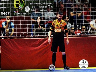 
<a style='margin-left: 5px;' class='btn btn-xs btn-social btn-facebook' href='https://www.facebook.com/sharer/sharer.php?u=https://boladovale.com.br/imgs/800-800-90/conteudo/fotos/2031/img4576.jpg' rel='popup' data-width='500' data-height='400'><i class='fa fa-facebook'></i>Compartilhar <span class='hidden-xs'>no Facebook</span>
</a> 
<a class='btn btn-default btn-xs' target='_blank' href='imgs/800-800-90/conteudo/fotos/2031/img4576.jpg'>
<span class='glyphicon glyphicon-cloud-download'></span> Salvar
</a> 
<span></span>
