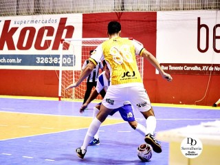 
<a style='margin-left: 5px;' class='btn btn-xs btn-social btn-facebook' href='https://www.facebook.com/sharer/sharer.php?u=https://boladovale.com.br/imgs/800-800-90/conteudo/fotos/2034/img3990.jpg' rel='popup' data-width='500' data-height='400'><i class='fa fa-facebook'></i>Compartilhar <span class='hidden-xs'>no Facebook</span>
</a> 
<a class='btn btn-default btn-xs' target='_blank' href='imgs/800-800-90/conteudo/fotos/2034/img3990.jpg'>
<span class='glyphicon glyphicon-cloud-download'></span> Salvar
</a> 
<span></span>