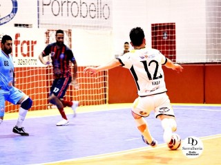 
<a style='margin-left: 5px;' class='btn btn-xs btn-social btn-facebook' href='https://www.facebook.com/sharer/sharer.php?u=https://boladovale.com.br/imgs/800-800-90/conteudo/fotos/2035/img3830.jpg' rel='popup' data-width='500' data-height='400'><i class='fa fa-facebook'></i>Compartilhar <span class='hidden-xs'>no Facebook</span>
</a> 
<a class='btn btn-default btn-xs' target='_blank' href='imgs/800-800-90/conteudo/fotos/2035/img3830.jpg'>
<span class='glyphicon glyphicon-cloud-download'></span> Salvar
</a> 
<span></span>
