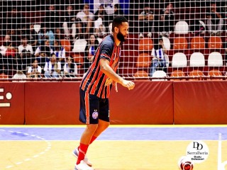 
<a style='margin-left: 5px;' class='btn btn-xs btn-social btn-facebook' href='https://www.facebook.com/sharer/sharer.php?u=https://boladovale.com.br/imgs/800-800-90/conteudo/fotos/2035/img3836.jpg' rel='popup' data-width='500' data-height='400'><i class='fa fa-facebook'></i>Compartilhar <span class='hidden-xs'>no Facebook</span>
</a> 
<a class='btn btn-default btn-xs' target='_blank' href='imgs/800-800-90/conteudo/fotos/2035/img3836.jpg'>
<span class='glyphicon glyphicon-cloud-download'></span> Salvar
</a> 
<span></span>