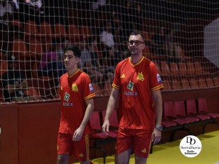 
<a style='margin-left: 5px;' class='btn btn-xs btn-social btn-facebook' href='https://www.facebook.com/sharer/sharer.php?u=https://boladovale.com.br/imgs/800-800-90/conteudo/fotos/2048/img9133.jpg' rel='popup' data-width='500' data-height='400'><i class='fa fa-facebook'></i>Compartilhar <span class='hidden-xs'>no Facebook</span>
</a> 
<a class='btn btn-default btn-xs' target='_blank' href='imgs/800-800-90/conteudo/fotos/2048/img9133.jpg'>
<span class='glyphicon glyphicon-cloud-download'></span> Salvar
</a> 
<span></span>