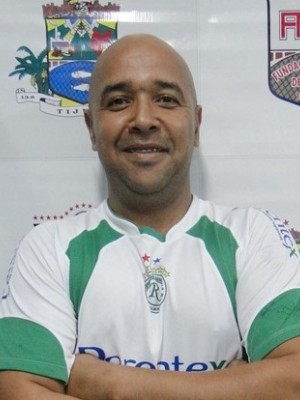 Marcelo R. Costa